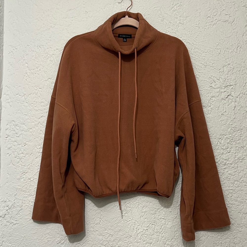 Beyond Yoga Back East Pullover